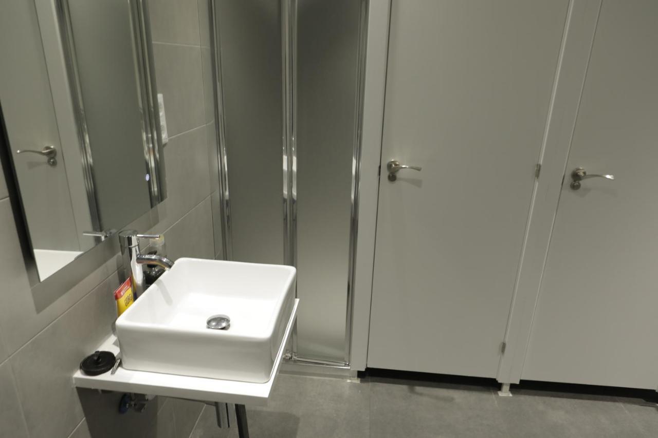 Madriz Hostel エクステリア 写真