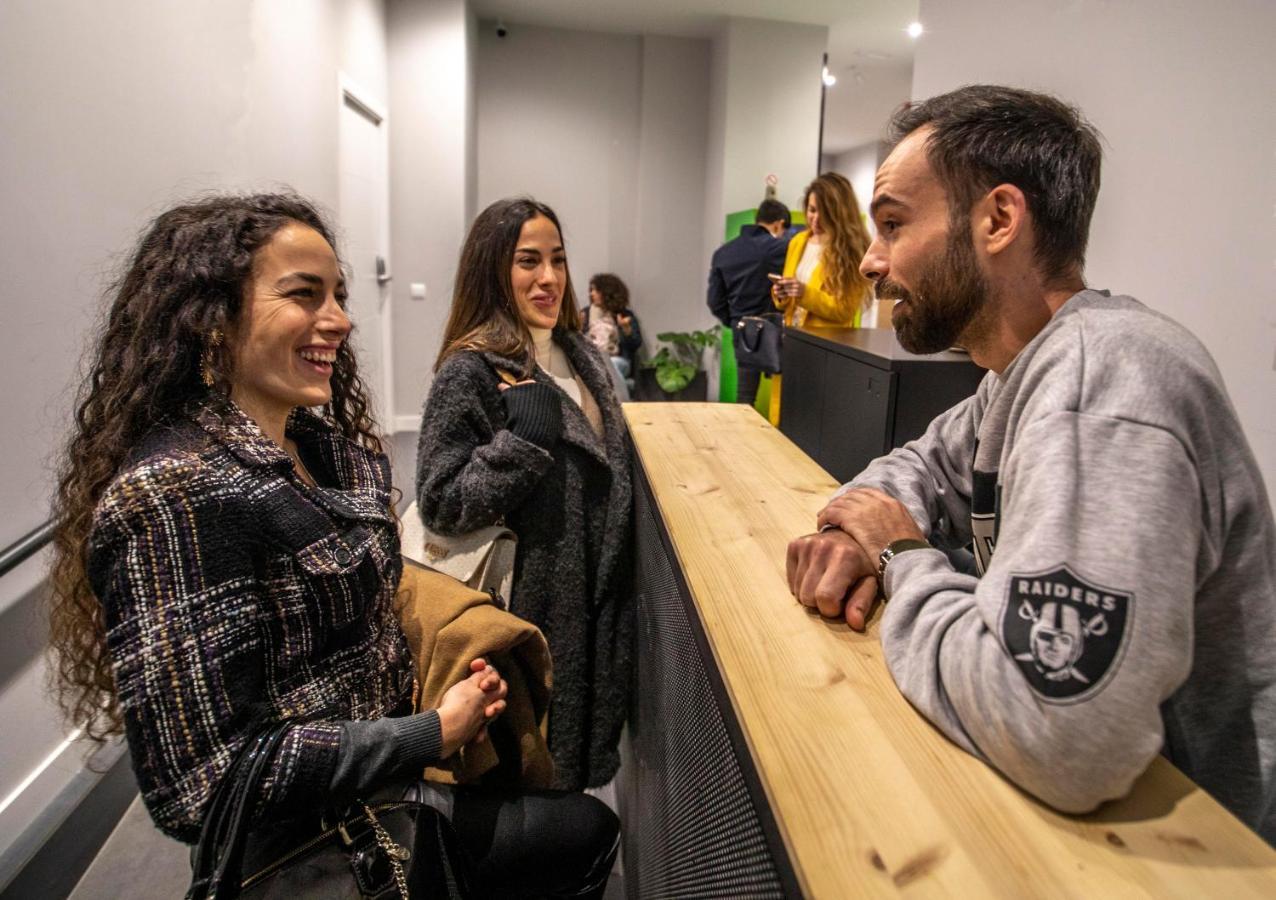 Madriz Hostel エクステリア 写真